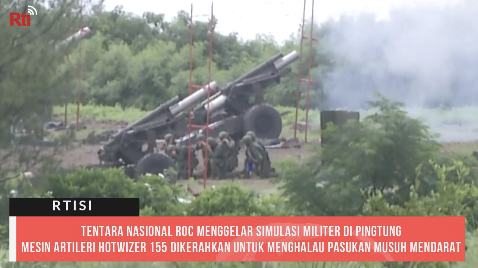 Tentara Nasional ROC Menggelar Simulasi Militer di Pingtung, Mesin Artileri Hotwizer 155 Dikerahkan untuk Menghalau Pasukan Musuh Mendarat