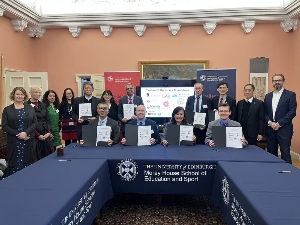 Pembentukan Aliansi Universitas Taiwan-Inggris, NTU, Universitas Edinburgh dan Universitas Lainnya Bersama-sama Promosikan Kerja Sama Pembentukan Aliansi Universitas Taiwan-Inggris, NTU, Universitas Edinburgh dan Universitas Lainnya Bersama-sama Promosikan Kerja Sama