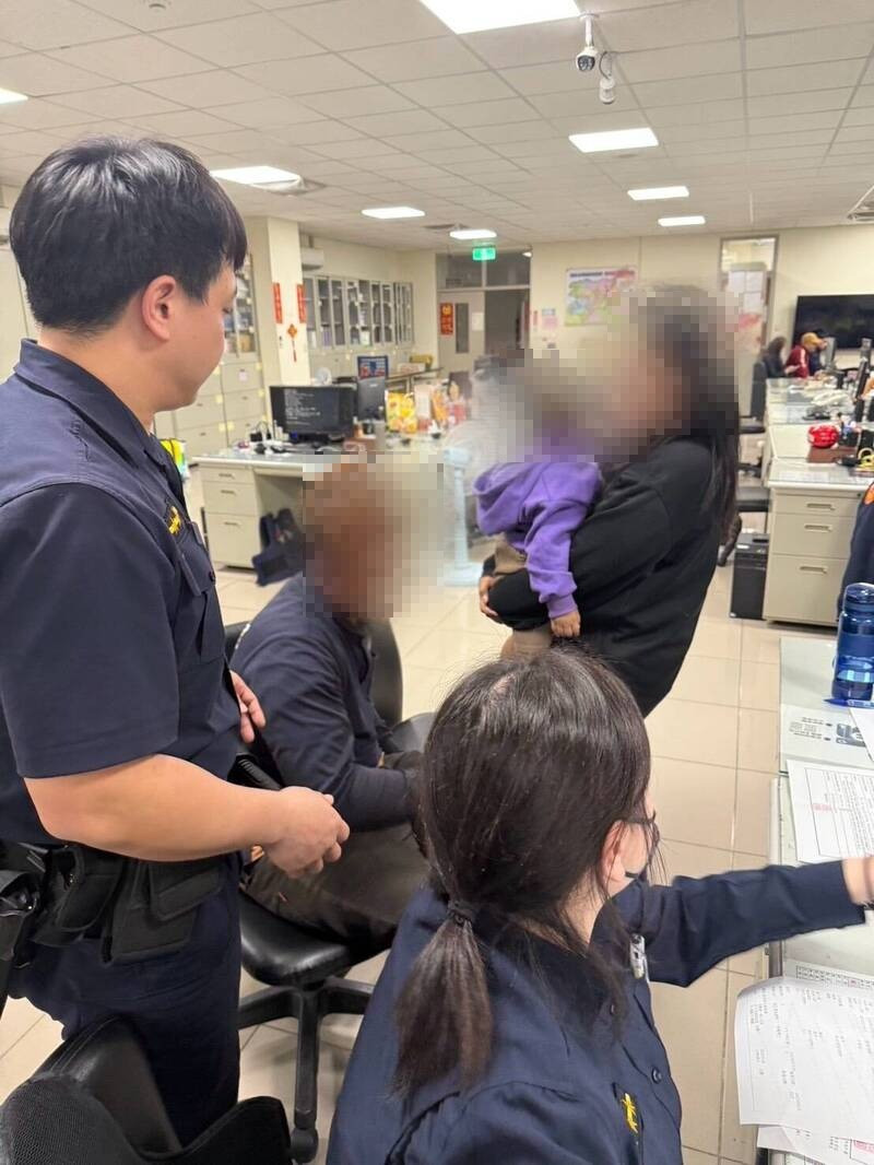 Di Negeri Rantau 190225: Valentine Jadi Petaka! PMI Kaburan Tertangkap, Terpaksa Bawa Istri dan Anak Menyerahkan Diri