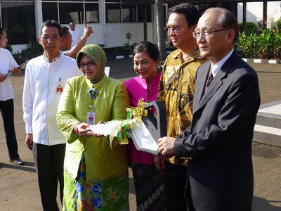 Taiwan beri DKI Jaya empat truk sampah