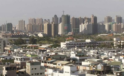 Yuan Eksekutif Meloloskan Amandemen Pajak Bangunan dan Tanah Menjadi Satu