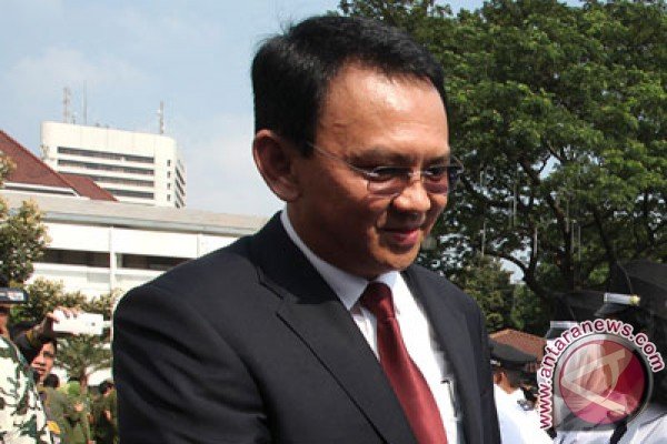Ahok perintahkan camat-lurah siaga selama libur lebaran