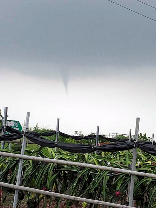 Prakiraan Cuaca 3 Mei 2019