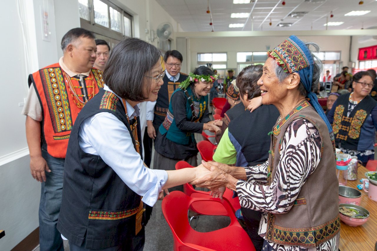 Kunjungan Presiden Tsai ke Desa Taiwu  Akan Gerakkan Perawatan Jangka Panjang 3.0