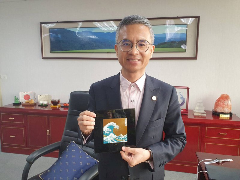 Penerapan Kebijakan Baru Menuju Arah Selatan, Penandatanganan MoU Chunghua Telkom – CAT
