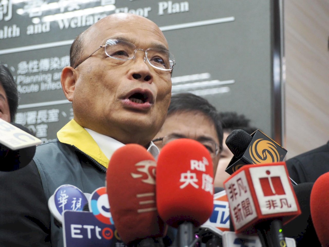 PM Su Tseng-chang Geram Atas Kemelut Daftar Nama Evakuasi Via Pesawat Carteran