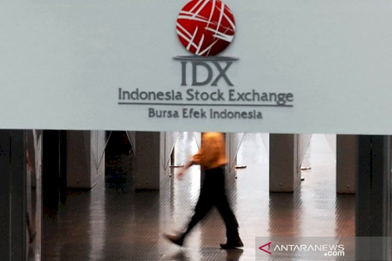 Direktur BEI Berbagi Kiat Aman Berinvestasi di Pasar Modal