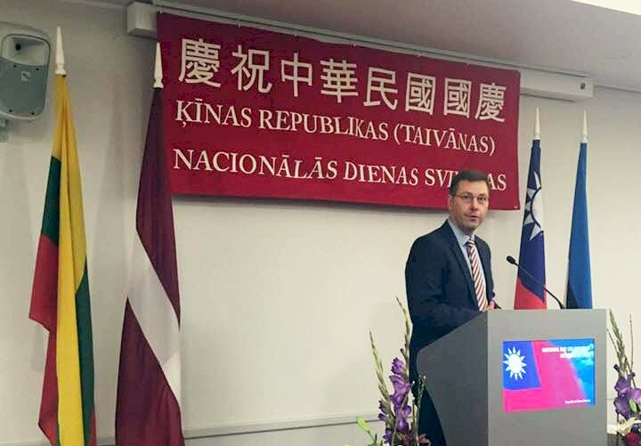 Politisi, Profesor Lituania Membentuk Forum Pro-Taiwan