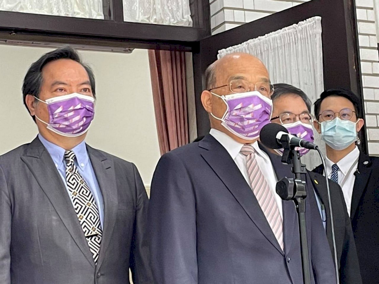 Presiden Tsai Mengonfirmasi Militer AS di Taiwan, PM Su: Hal yang Wajar