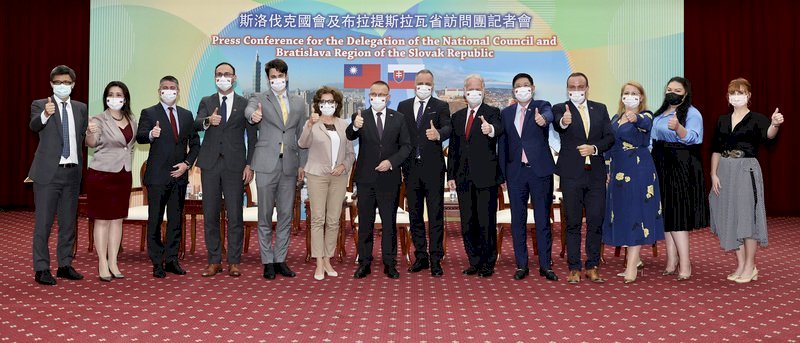Delegasi Slowakia Berstatus Anggota Parlemen Resmi Diundang Berkunjung ke Taiwan