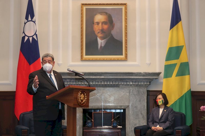 PM St. Vincent and the Grenadines Datang Berkunjung, Presiden Tsai: Terharu Menyambut Kunjungan Sahabat di Tengah Ancaman Militer Tiongkok