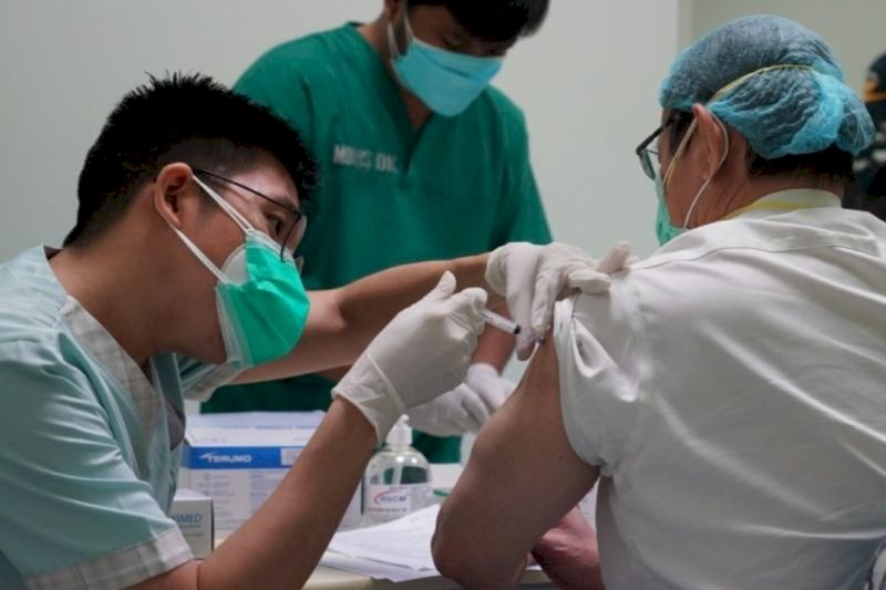 Cakupan Vaksinasi Dosis Penguat di Indonesia Capai 25,84%