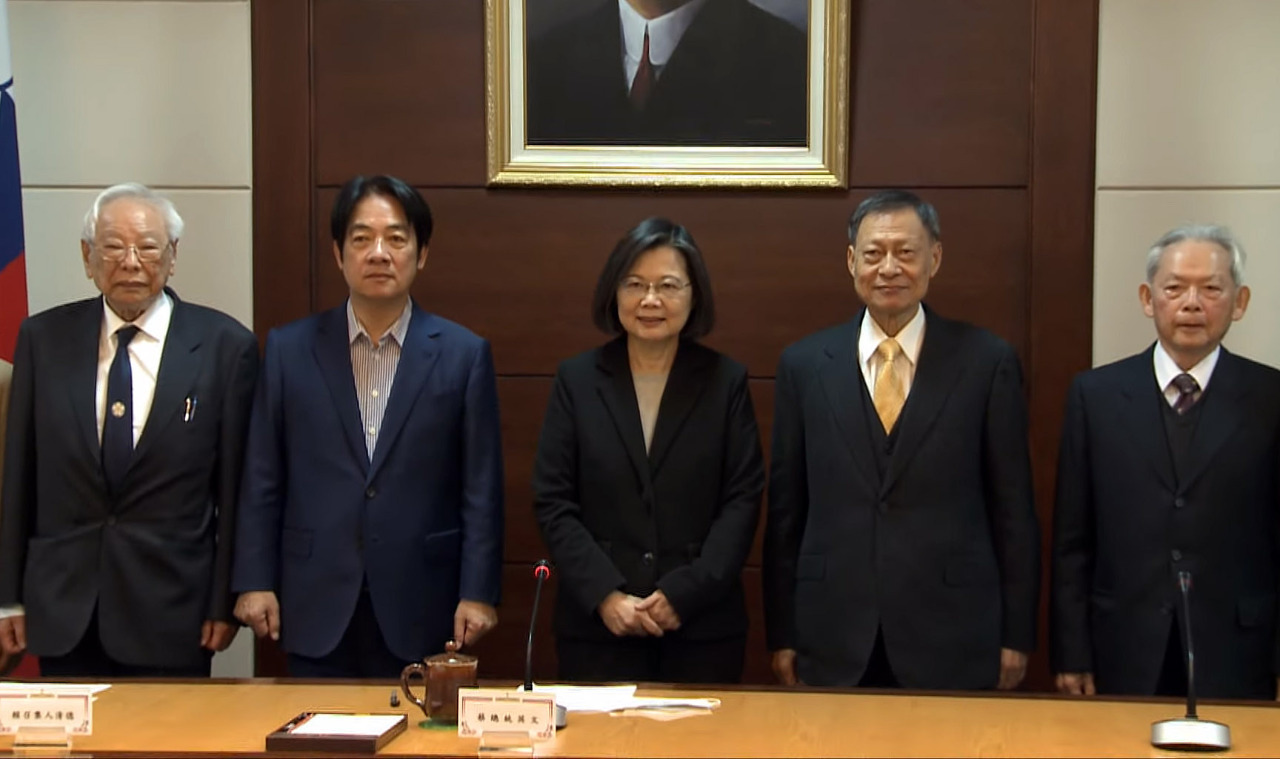 “Tim Evaluasi dan Rekomendasi Hakim Agung” Memulai Rapat Perdana, Presiden Tsai: Bekerjalah dengan Profesional Memilih Kandidat Terbaik