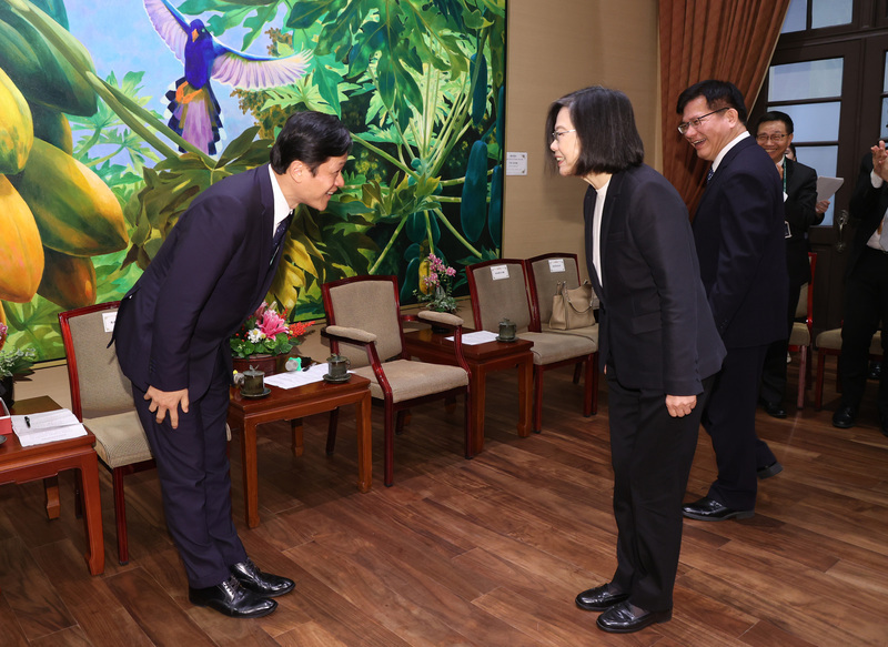 Bertemu Asia Taiwanese Chambers of Commerce  Presiden: Banyak Saluran Stabilkan Penyediaan Listrik
