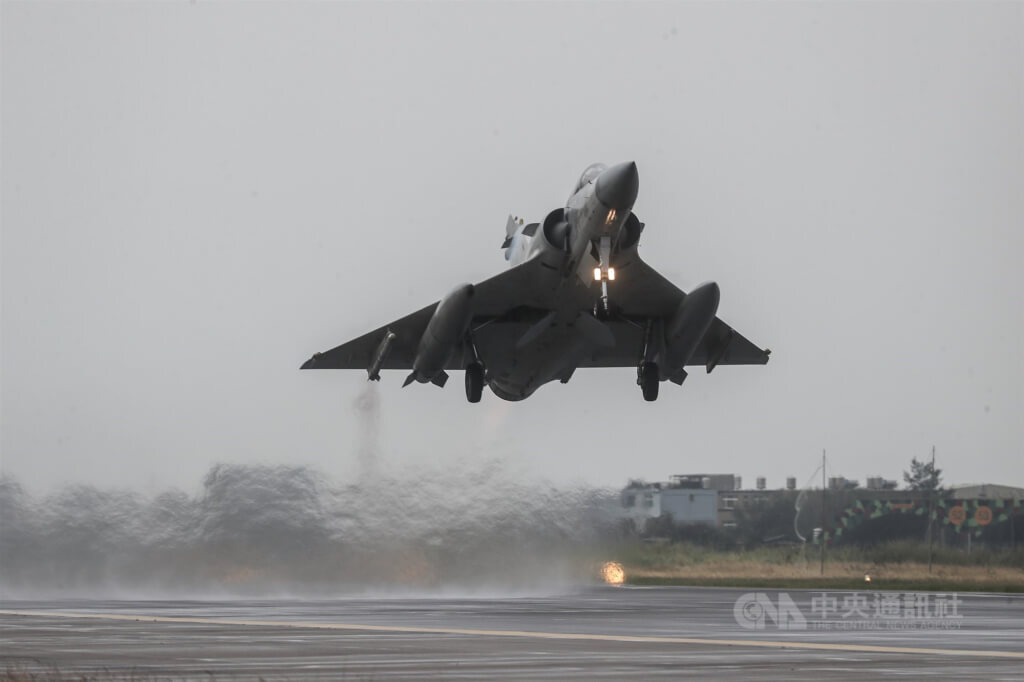 Kemenhan: Tidak Segan-segan Melawan Kapal Militer RRT Memasuki Zona Udara, Laut Taiwan