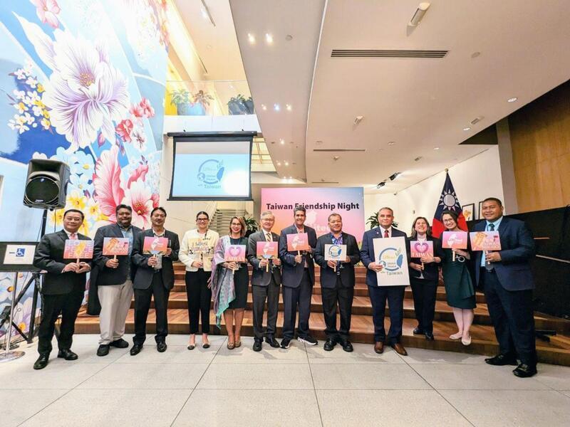 Hsiao Bi-khim Bertemu Pejabat dari Negara-Negara Sahabat, Berterima Kasih atas Dukungan yang Berkelanjutan