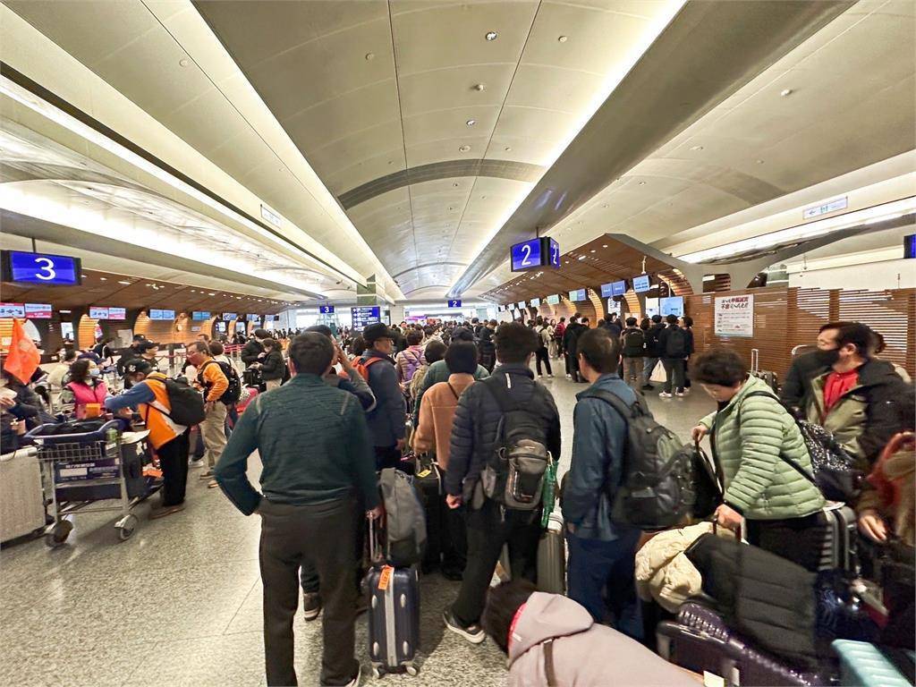 Perhatian yang Hendak Keluar Negeri! Volume Angkut Bandara Taoyuan pada Liburan Imlek akan Membludak