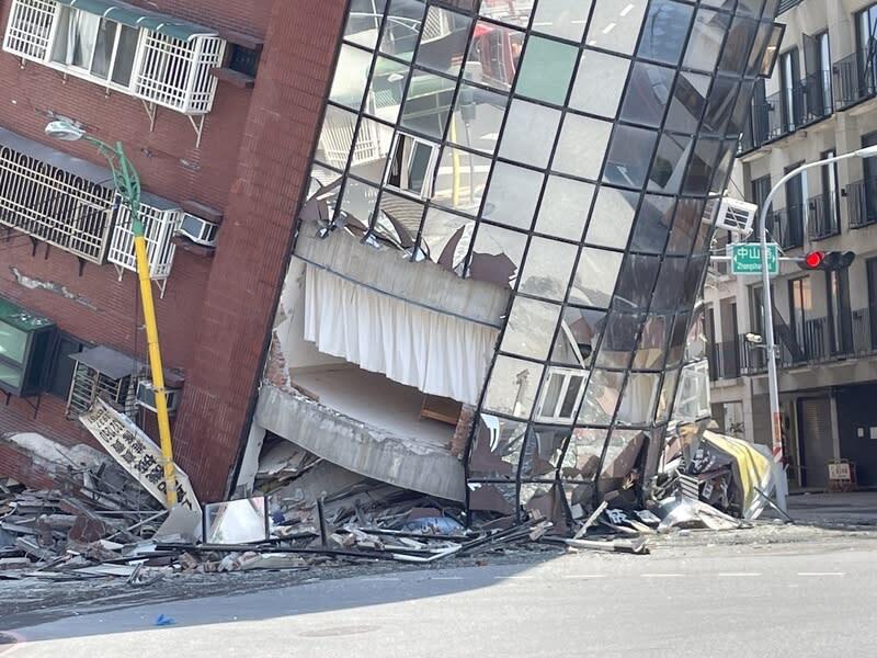 Gempa Bumi Hualien: 9 Meninggal, 963 Luka-luka, 152 Terjebak, Informasi Kerusakan Terus Berdatangan
