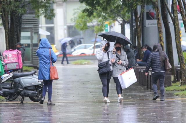 Hujan Lebat Mengguyur Taiwan! CWA Peringatkan: Untuk Sementara Hindari Aktivitas di Kawasan Pegunungan