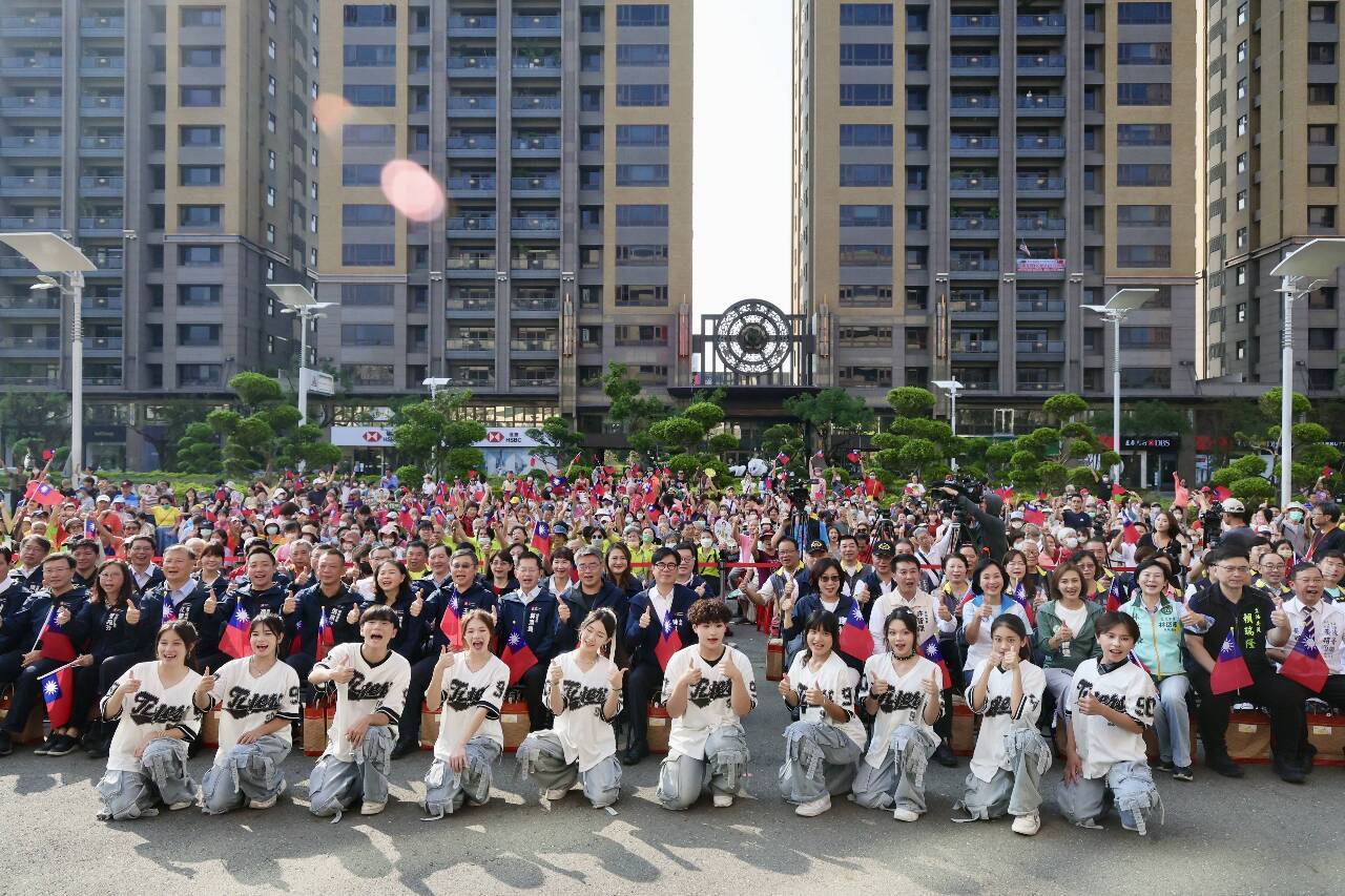 Tainan dan Kaohsiung Gelar Upacara Bendera Hari Nasional ROC