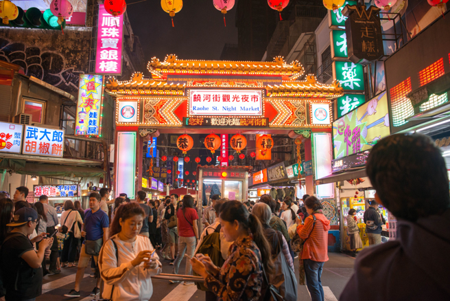 Menu Makanan yang Wajib Dicoba Setiap Kali ke Pasar Malam Taiwan, Netizen Ramai-ramai Tunjuk Satu Ini: Bikin Nagih!
