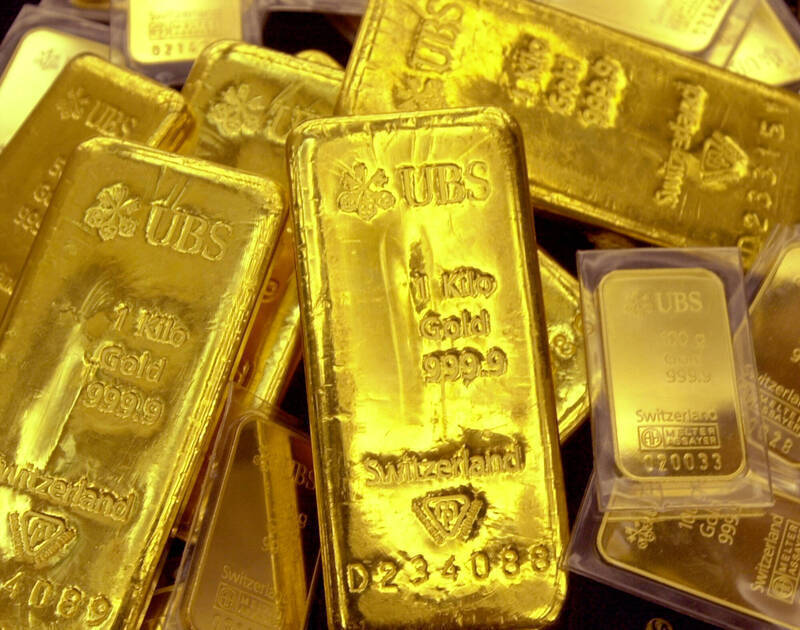Kejayaan Berakhir? Harga Emas Anjlok 3,1%, Penurunan Bulanan Terbesar dalam 3 Bulan, Ini Penyebabnya