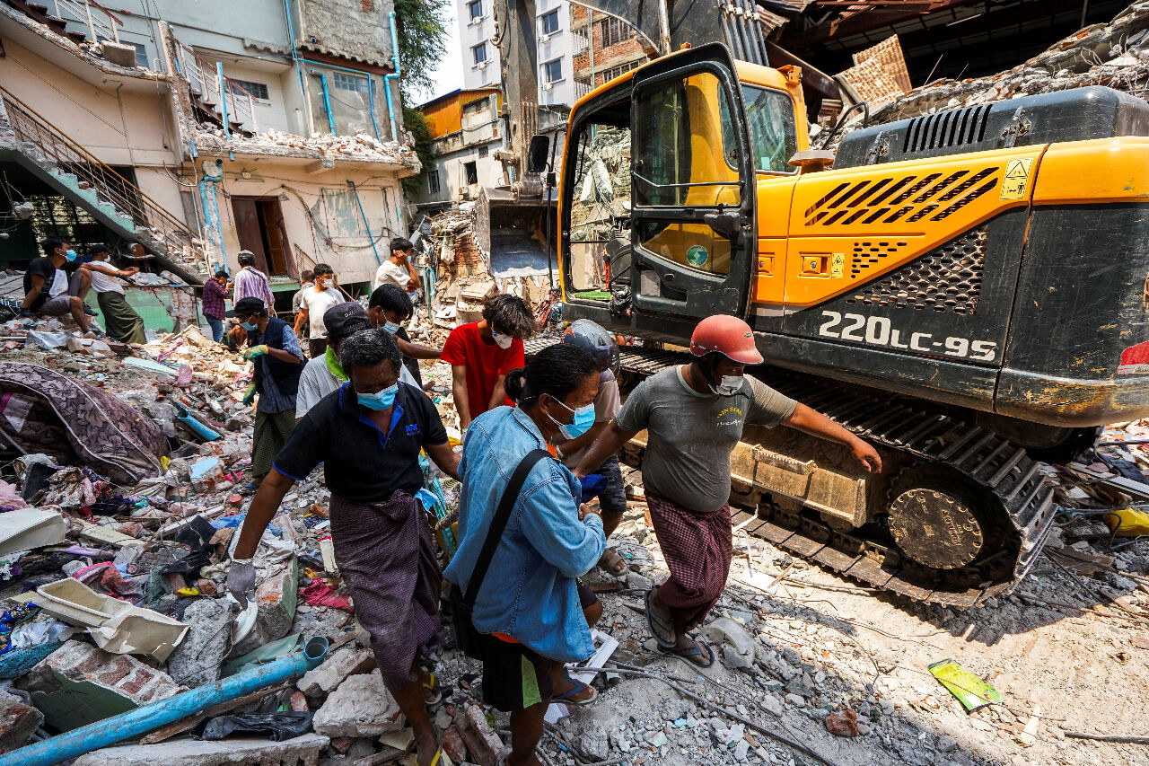 Panas dan Bau Menyengat Menyelimuti Zona Bencana! Korban Tewas Myanmar Meningkat Menjadi 2.719