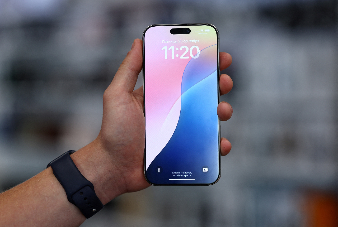 Apple Jadi Korban Terberat Kebijakan Tarif Donald Trump, Reuters: Harga Satu iPhone Diprediksi Bisa Mencapai Level Ini