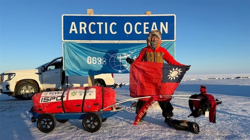 Hanya Tidur 1-3 Jam Sehari, Tommy Chen Jadi Orang Asia Pertama yang Tuntaskan Ultra-Maraton di Lingkar Arktik!