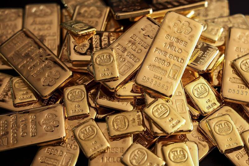 Harga Emas Terus Turun! Pakar: Dikhawatirkan Akan Turun Lebih Jauh