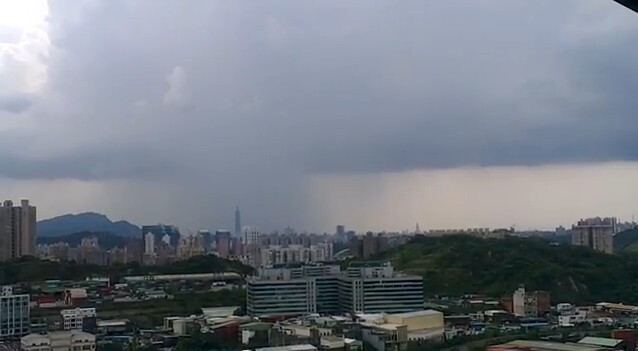 Hujan Badai Melanda Akhir Pekan! Seluruh Taiwan akan Basah dan Lembap
