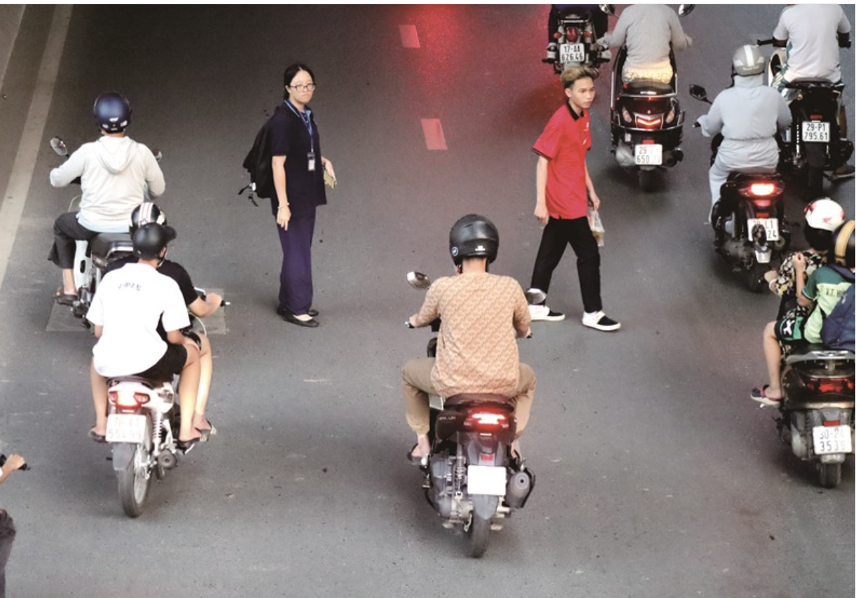 Tuntutan Asosiasi Supir : Denda Pelanggaran Bagi Pejalan Kaki Dinaikkan Menjadi NT$ 18.000
