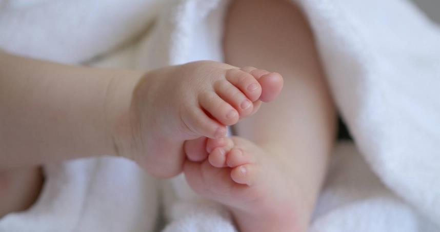 Wanita 58 Tahun 「Profesional Surrogasi」 Telah Melahirkan 15 Kali! Ingin Mencoba yang Ke-16, Tapi Diingatkan Dokter: Bisa Berakibat Fatal