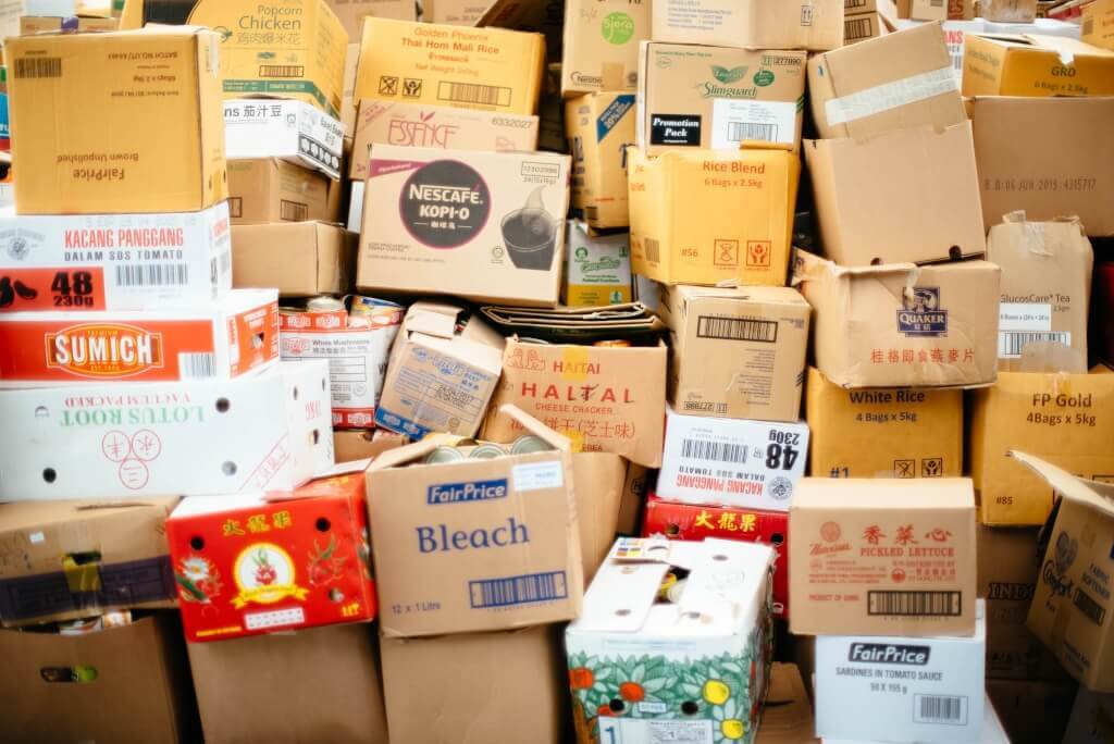 Reuters: AS Turunkan Tarif Pengiriman Paket Kecil dari Tiongkok, 54% Turun Menjadi 30%
